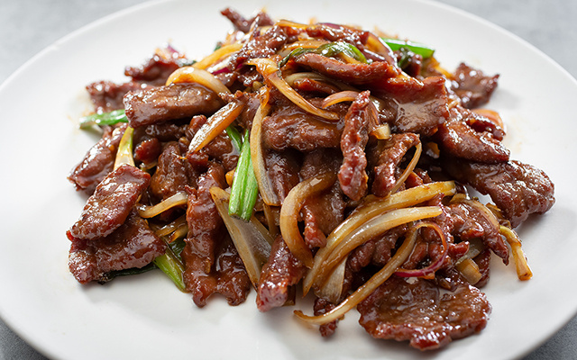 Nem cerveja, nem abacaxi: é assim que você amacia a carne de segunda para ficar igual de primeira