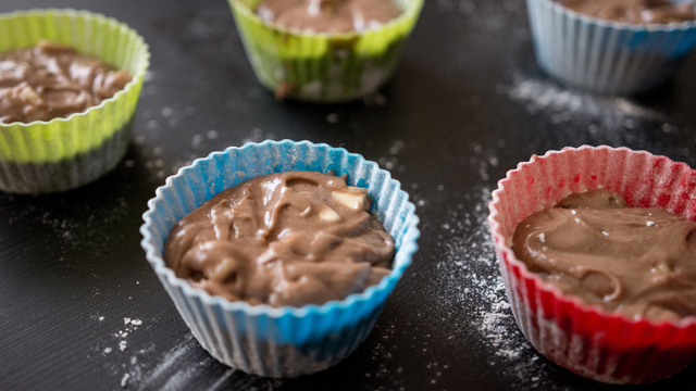 Forma de silicone ou antiaderente? Qual é o melhor para preparar bolos e tortas?