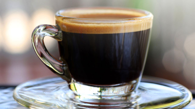 Café acabando muito rápido? Entenda aonde você está errando e como diminuir o desperdício do pó em casa