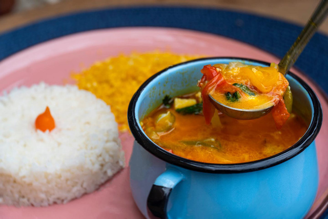 A moqueca de truta está no cardápio do Quintal de Casa Bistrô  (Foto @quintaldecasabistro)