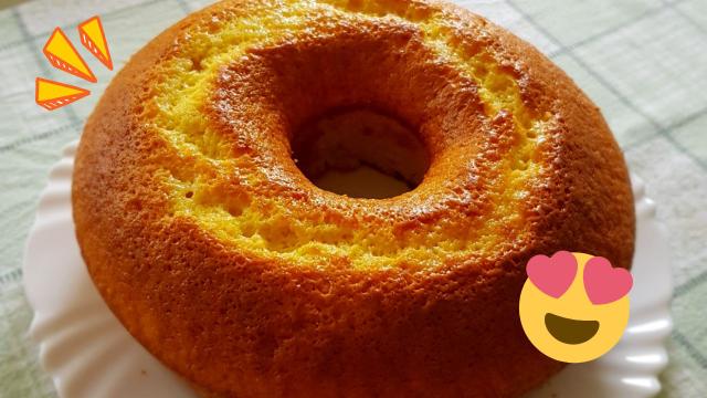 Esse bolo caseiro e fofinho de laranja é perfeito para saborear com aquele cafezinho