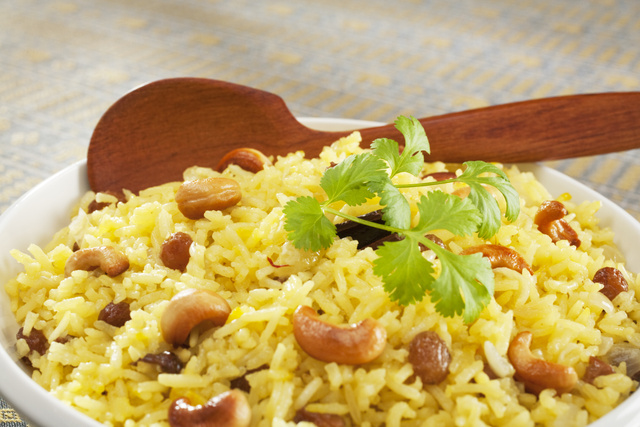 Arroz de Natal especial é de comer rezando e simples de fazer: veja o modo de preparo