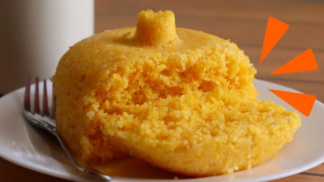 Esse jeito de fazer cuscuz é muito mais fácil: não precisa de cuscuzeira e pode ser doce ou salgado!