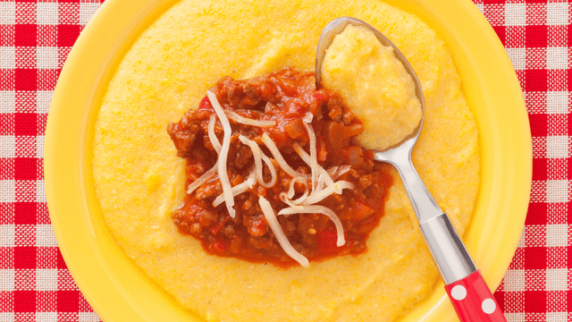 Existe alguma diferença entre polenta mole e angu ou são apenas nomes regionais? Descubra no TudoGostoso!