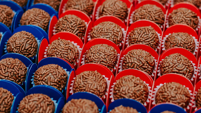 O brigadeiro perfeito leva esse ingrediente que eu aposto que você nunca usa