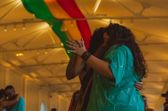Fortaleza comemora Dia do Reggae com evento cultural gratuito; programação se estende até o Dia das Mães