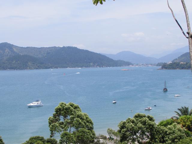 Ubatuba é um destino de praia que fica bem entre São Paulo e o Rio de Janeiro (Créditos: Paula Araripe/TudoGostoso)