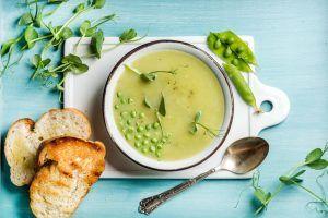 O caldo de ervilha é maravilhoso, com sabor e temperos irresistíveis!