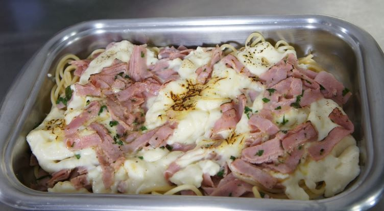 Macarrão com presunto