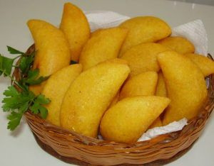 Confira 5 receitas que levam polvilho azedo como ingrediente.