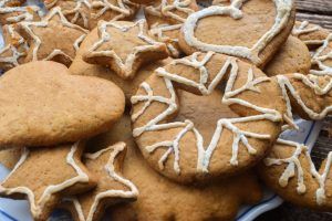 Bonequinhos para o Natal, biscoitos de gengibre.