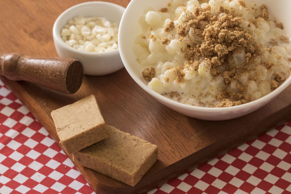 Confira como é simples fazer uma canjica doce super deliciosa.