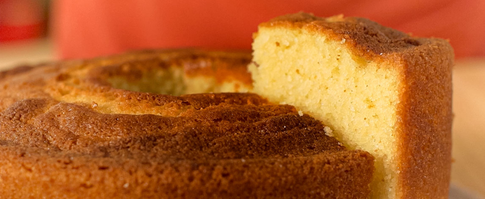 Bolo de iogurte fofinho na AirFryer: prepare receita em minutos