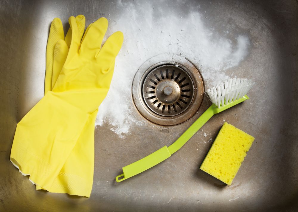Como limpar e desinfetar a pia da cozinha