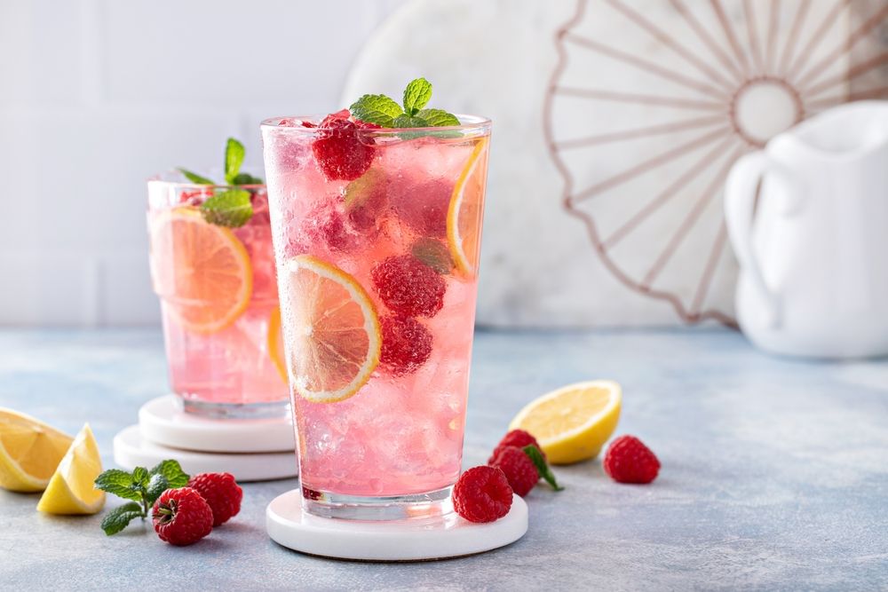 Pink Lemonade: aprenda a fazer essa bebida refrescante de 3 modos  diferentes - TudoGostoso