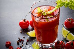 como fazer suco de tomate 