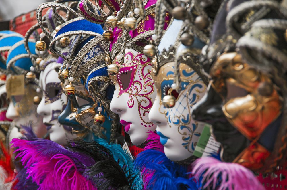 Fantasias de Carnaval: origem e significado - Mundo Educação