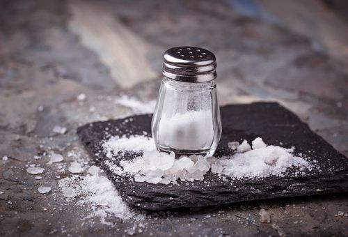 Confira 5 utilidades do sal de cozinha