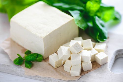 Produtos vegetarianos: queijo de tofu