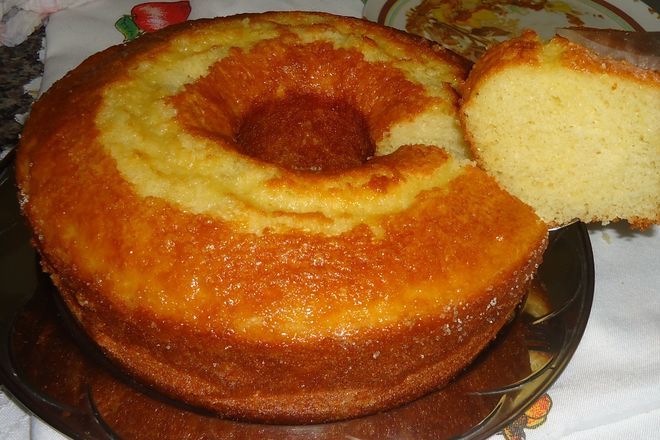 COMO FAZER BOLO DE FUBÁ TRADICIONAL (Receita Fácil)