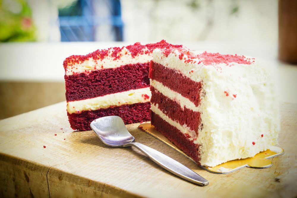 Receita de Bolo red velvet com recheio de cream cheese, enviada por  tudogostoso - TudoGostoso, jogo de fazer bolo red velvet 